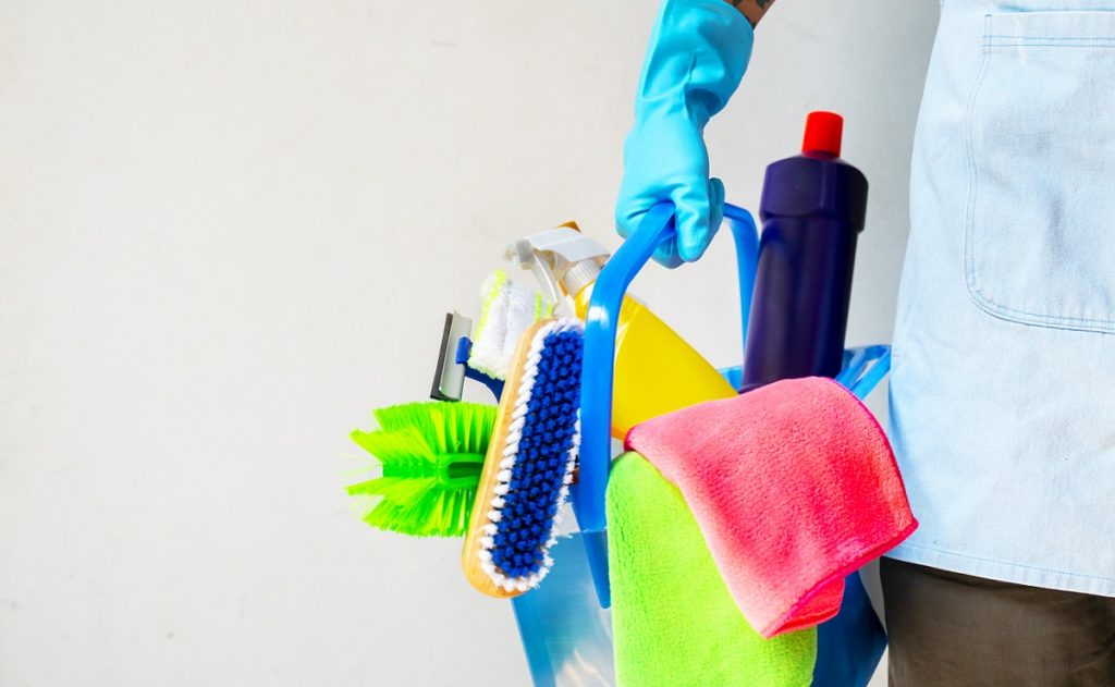 5 Reasons to Hire a Professional Cleaning Company
