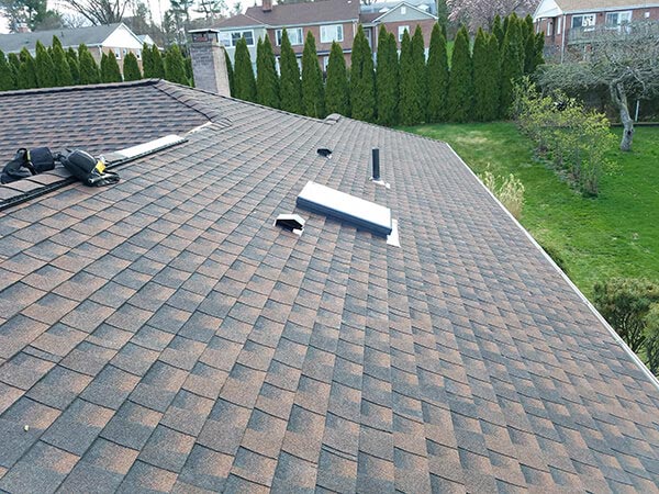 Charleston Roofers – How to Determine the Cost of Residential Roofing